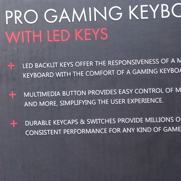 Pro Gaming Keyboard With LEDS - Picture 6 of 7